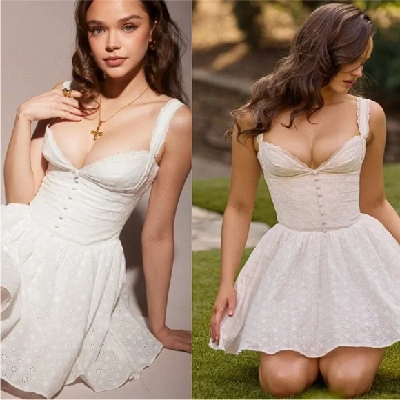 House of CB ‘Brigitte White Cotton Broderie Anglais Corset Mini Dress NWOT sz M - Picture 1 of 14